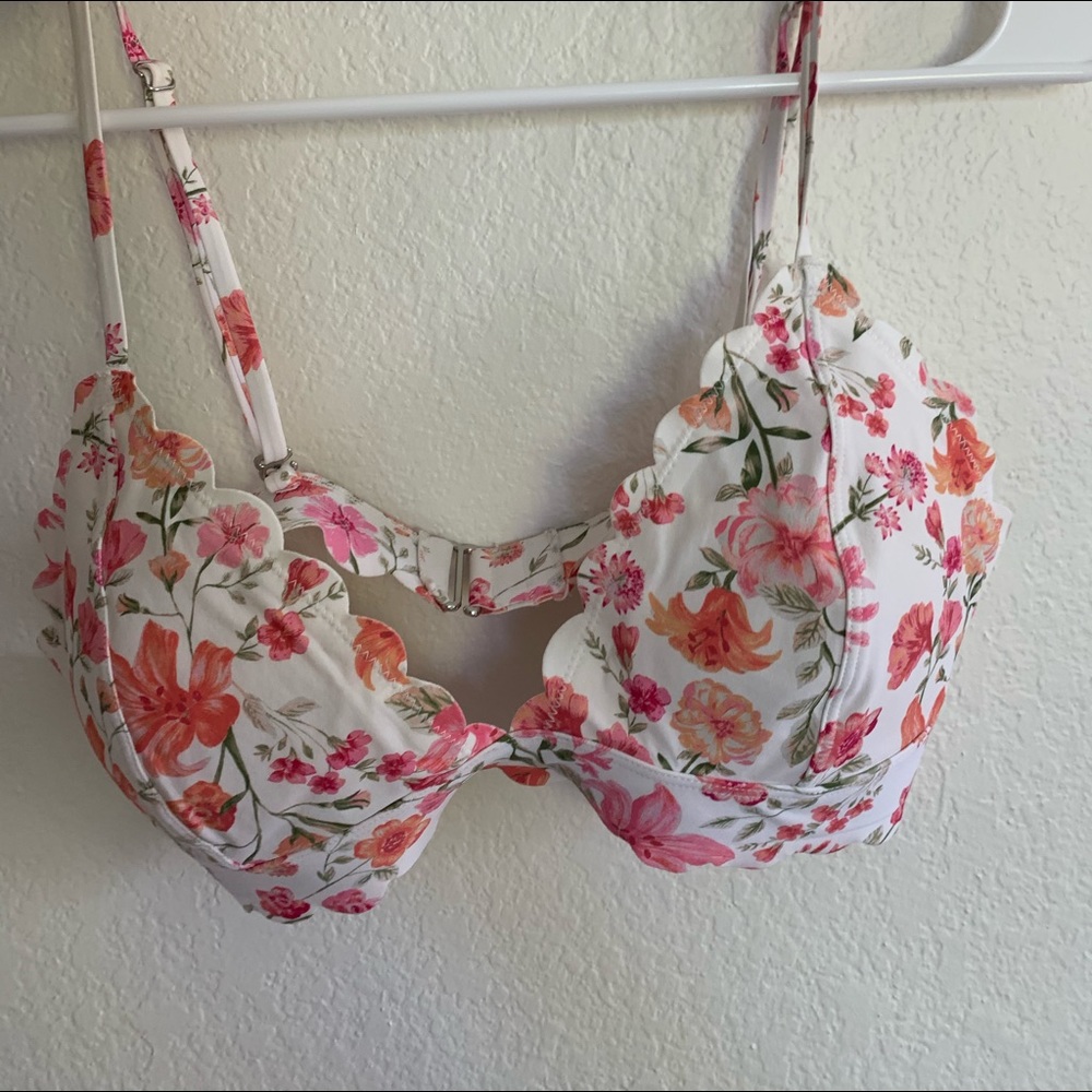 H AND M floral swim top